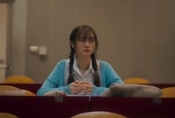 Кадр к 5 серии «Служба расставаний»