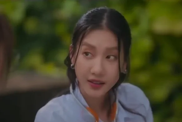 Кадр к 5 серии «Служба расставаний»