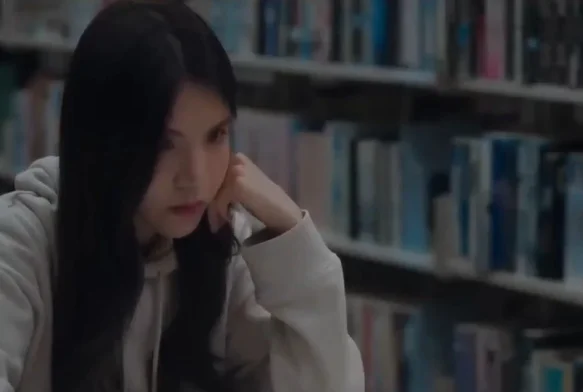 Кадр к 5 серии «Служба расставаний»