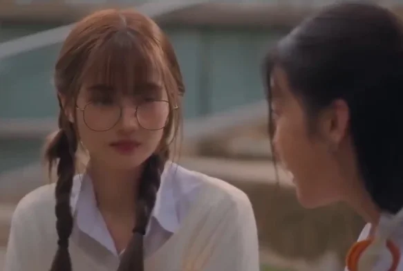 Кадр к 5 серии «Служба расставаний»