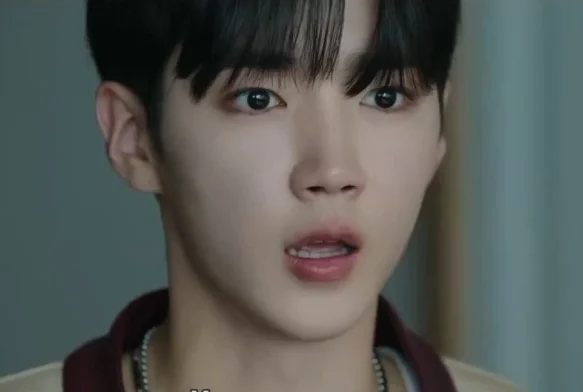 Кадр к 2 серии «Весна юности»