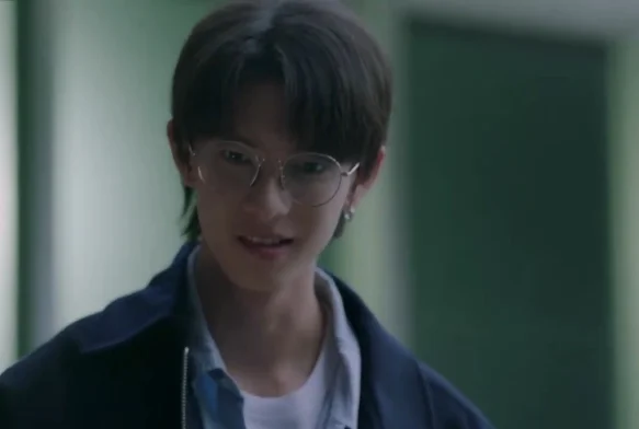 Кадр к 2 серии «Малыш с гонок 2 сезон»