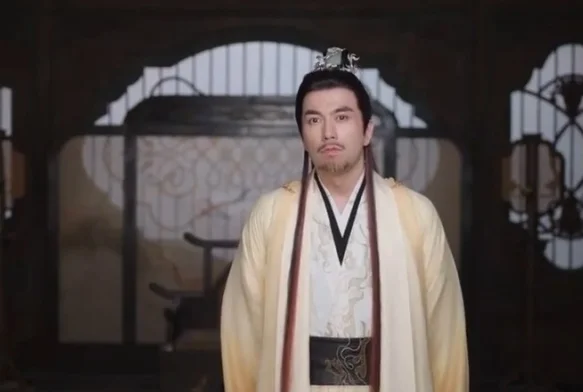 Кадр к 33 серии «Лиса-сваха: Чжу Е»