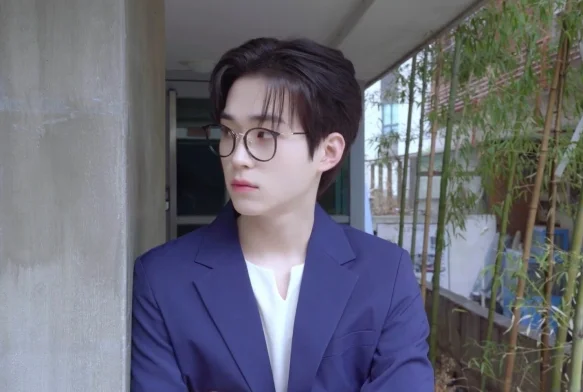 Кадр к 1 серии «Милая услуга»