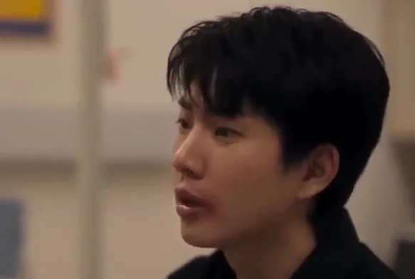 Кадр к 6 серии «Служба расставаний»