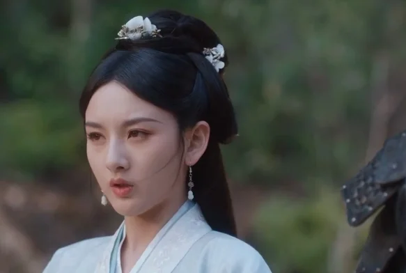 Кадр к 4 серии «Узник красоты»