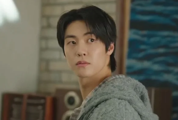 Кадр к 3 серии «Весна юности»