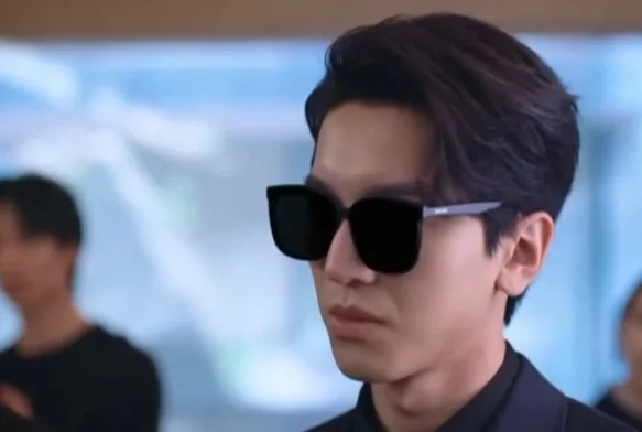 Кадр к 1 серии «Убить любовника»