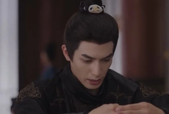 Кадр к 2 серии «Яркий период расцвета»