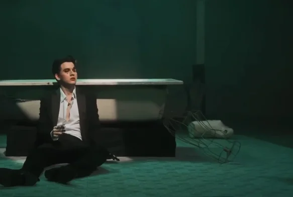 Кадр к 2 серии «Большой дракон»