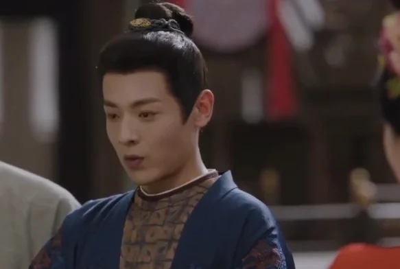 Кадр к 6 серии «Яркий период расцвета»