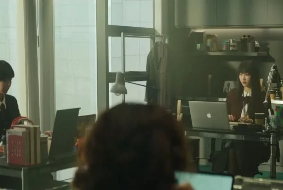 Кадр к 1 серии «Девятый пазл»