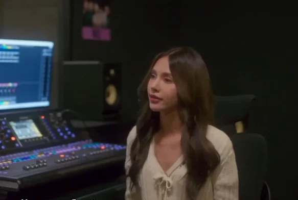 Кадр к 2 серии «Миссия по покорению луны»