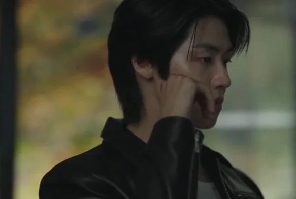 Кадр к 4 серии «Весна юности»