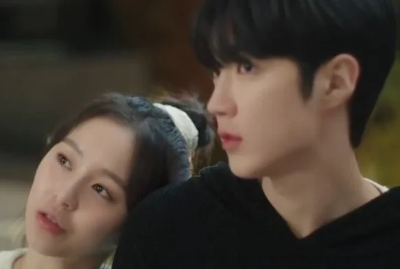 Кадр к 4 серии «Весна юности»