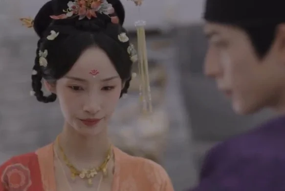 Кадр к 10 серии «Яркий период расцвета»