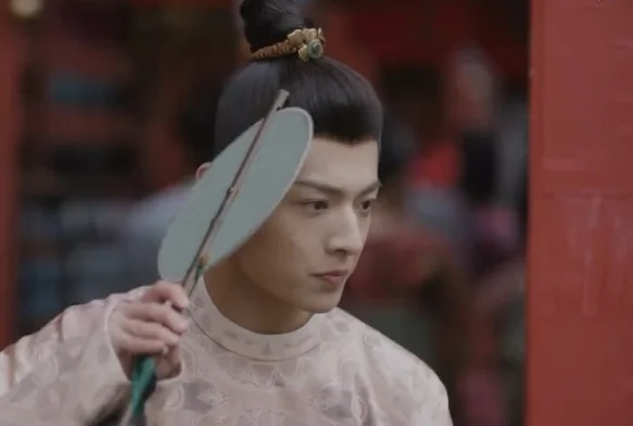 Кадр к 12 серии «Яркий период расцвета»