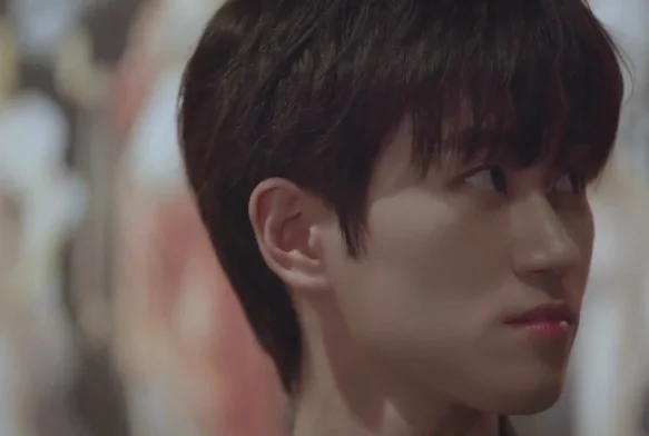 Кадр к 3 серии «Милая услуга»