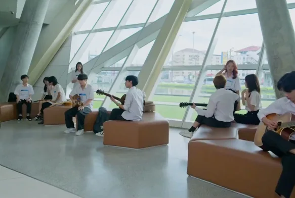 Кадр к 1 серии «Тайный призрак»