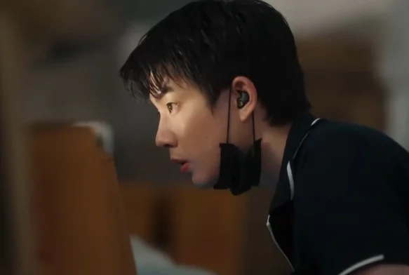 Кадр к 8 серии «Служба расставаний»