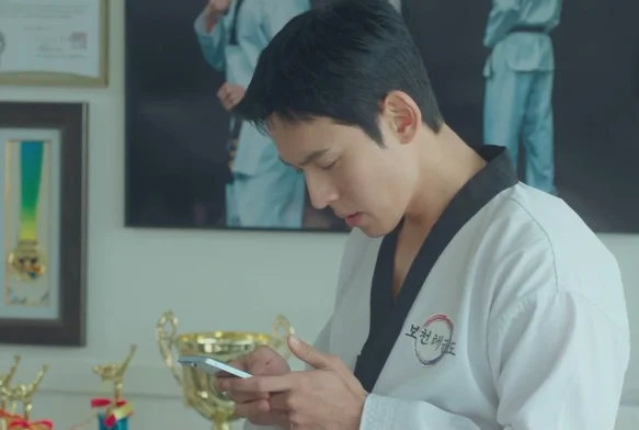 Кадр к 6 серии «Пожалуйста, не пей»