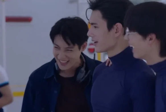 Кадр к 5 серии «Малыш с гонок 2 сезон»