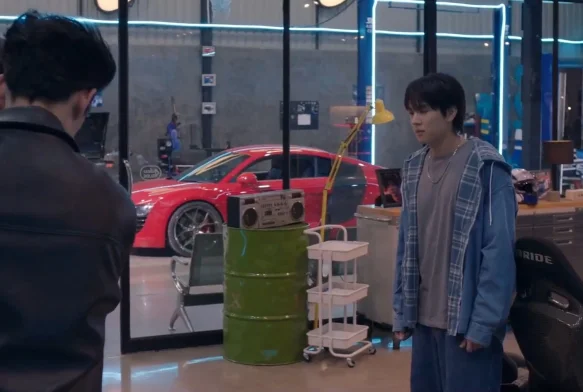 Кадр к 10 серии «Малыш с гонок 2 сезон»